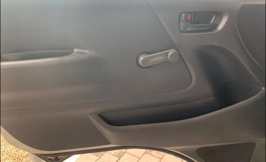 2019 TOYOTA QUANTUM/HIACE 2.5 D-4D SESFIKILE 16s