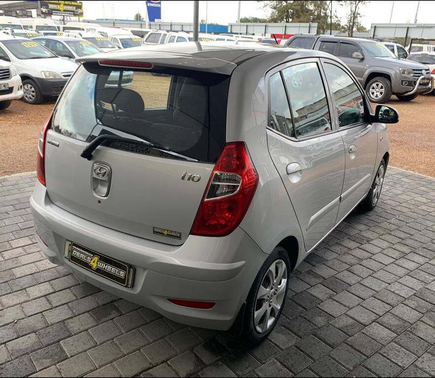 2013 HYUNDAI i10 1.1 GLS/MOTION