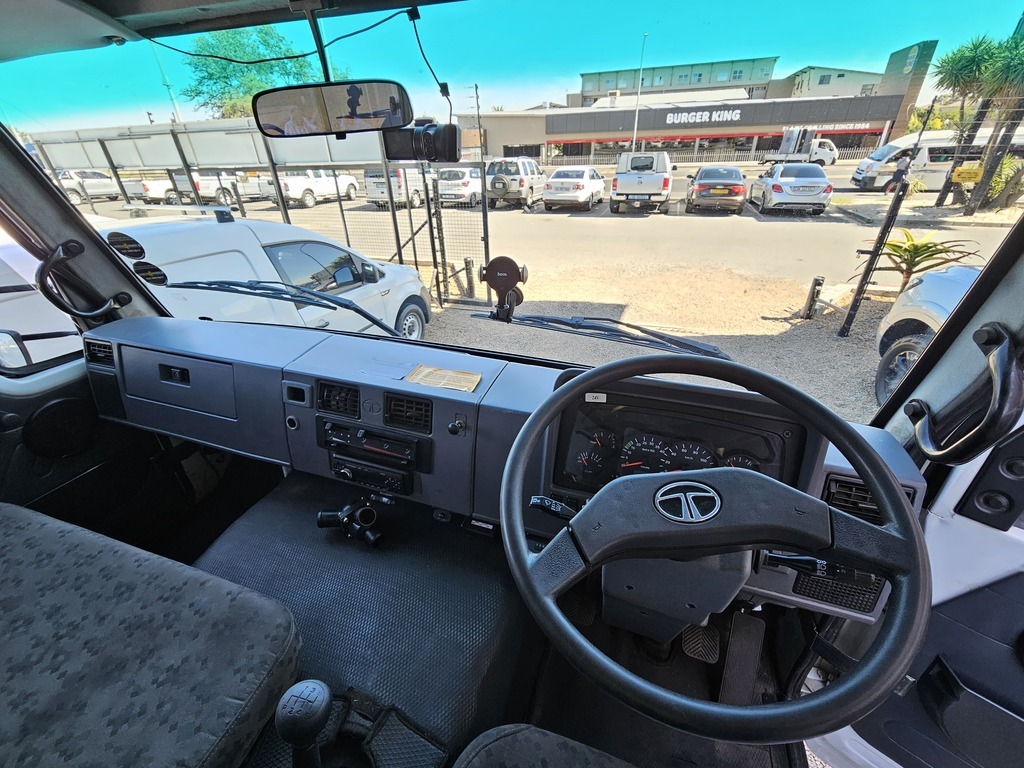 2022 TATA LPT 1216 F/C C/C