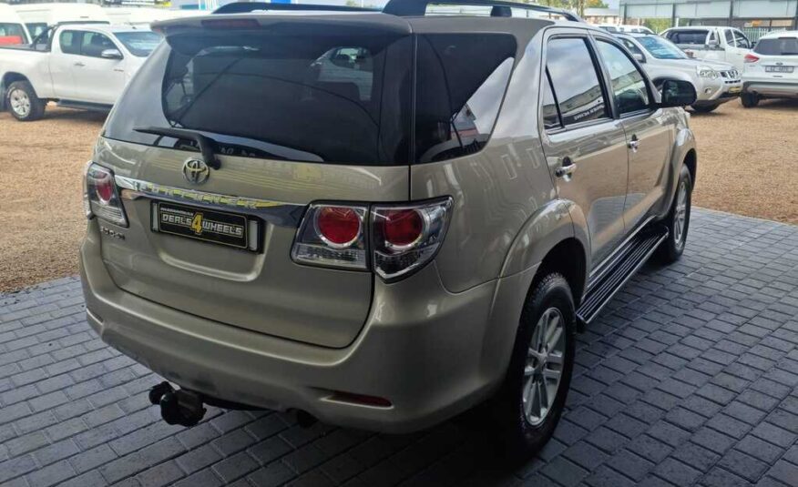 2013 TOYOTA FORTUNER 3.0D-4D R/B