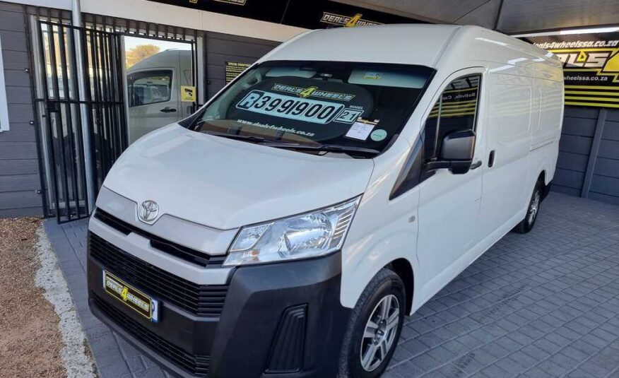2021 TOYOTA QUANTUM 2.8 LWB F/C P/V
