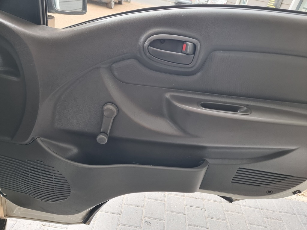 2014 HYUNDAI H100 2.6D F/C D/S