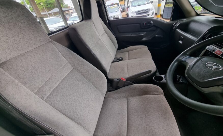 2014 HYUNDAI H100 2.6D F/C D/S