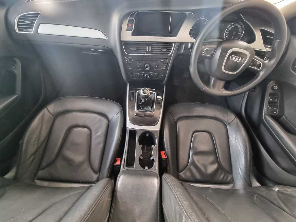 2011 AUDI A4 1.8T AMBITION (B8)