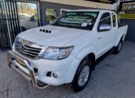 2015 TOYOTA HILUX 3.0D-4D LEGEND 45 XTRA CAB P/U