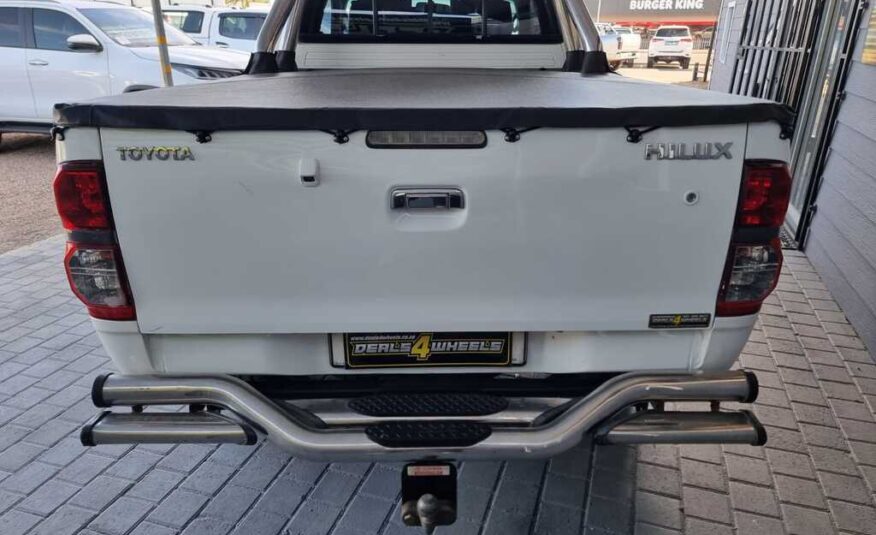 2015 TOYOTA HILUX 3.0D-4D LEGEND 45 XTRA CAB P/U