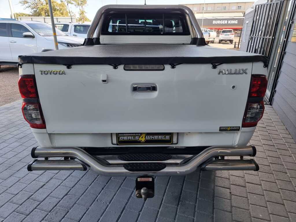 2015 TOYOTA HILUX 3.0D-4D LEGEND 45 XTRA CAB P/U