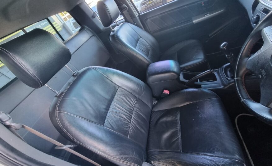 2015 TOYOTA HILUX 3.0D-4D LEGEND 45 XTRA CAB P/U