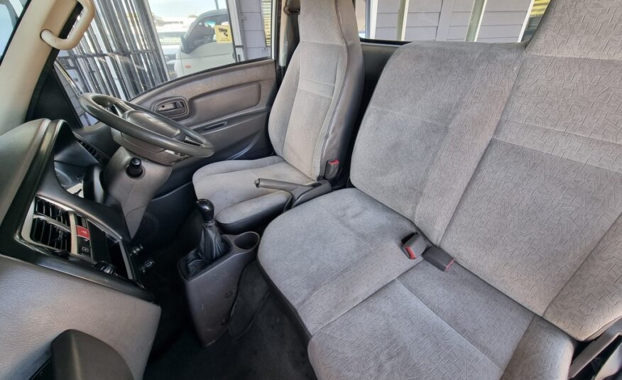 2013 HYUNDAI H100 2.6D F/C D/S