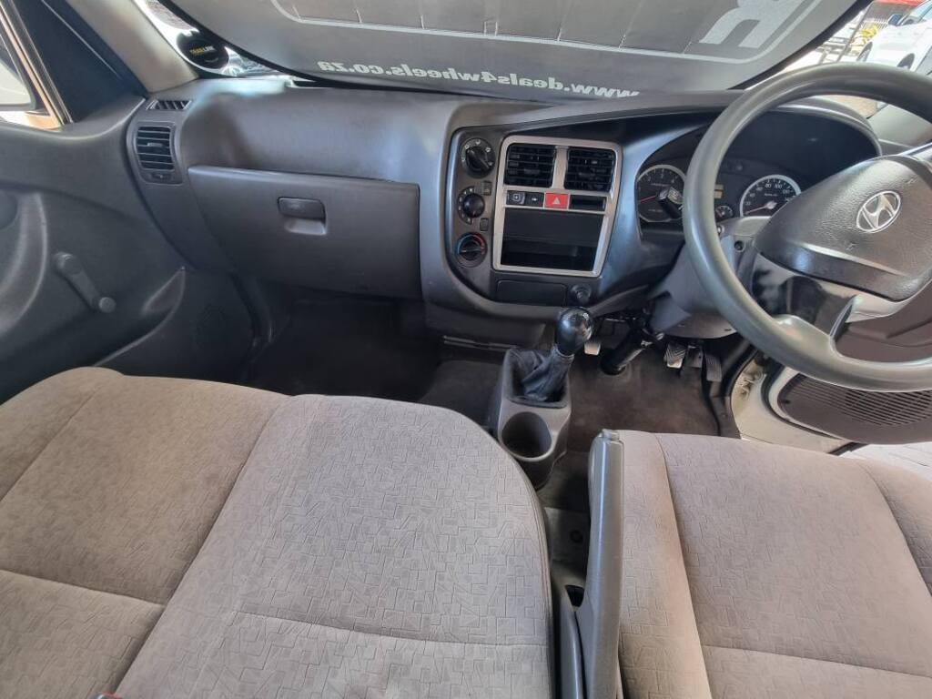2013 HYUNDAI H100 2.6D F/C D/S