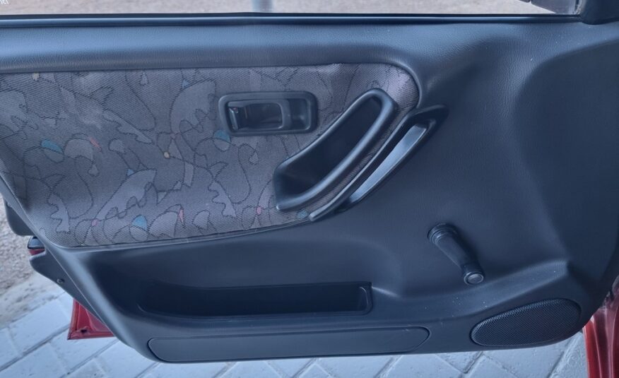 1999 NISSAN SENTRA 160 Si A/C
