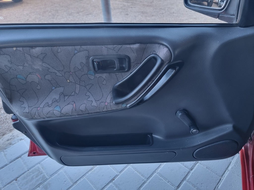 1999 NISSAN SENTRA 160 Si A/C