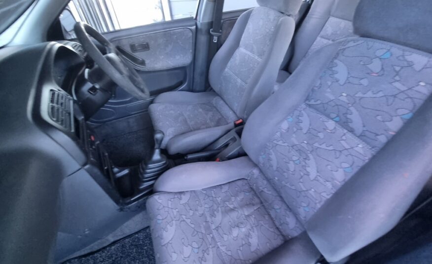 1999 NISSAN SENTRA 160 Si A/C