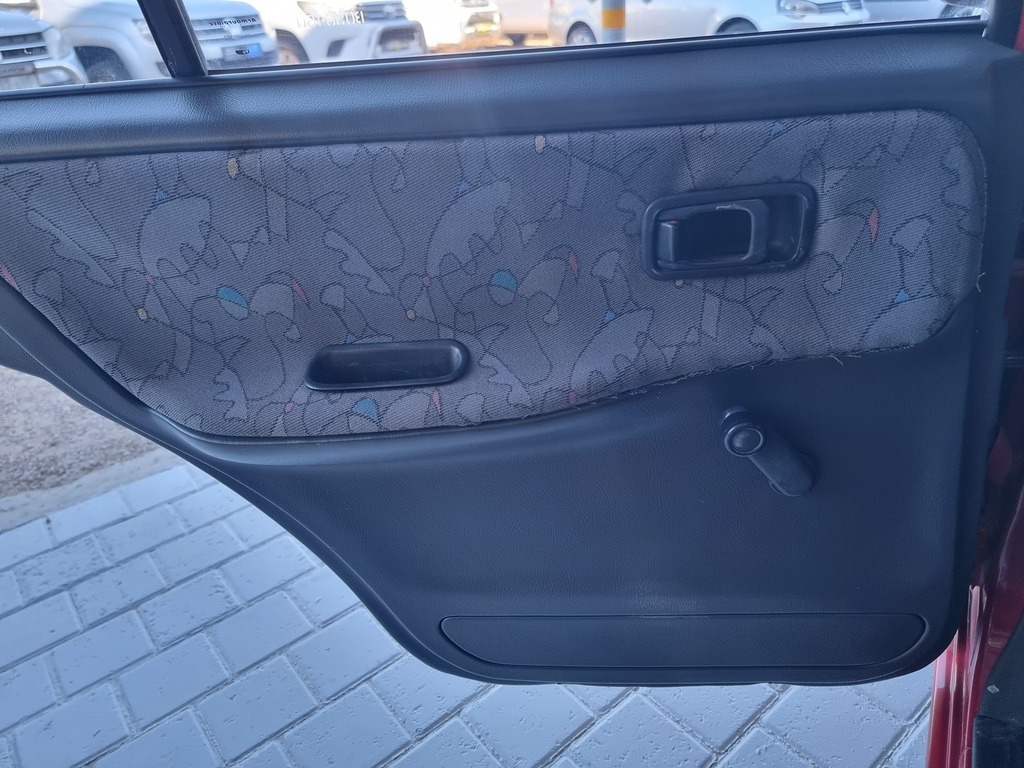 1999 NISSAN SENTRA 160 Si A/C