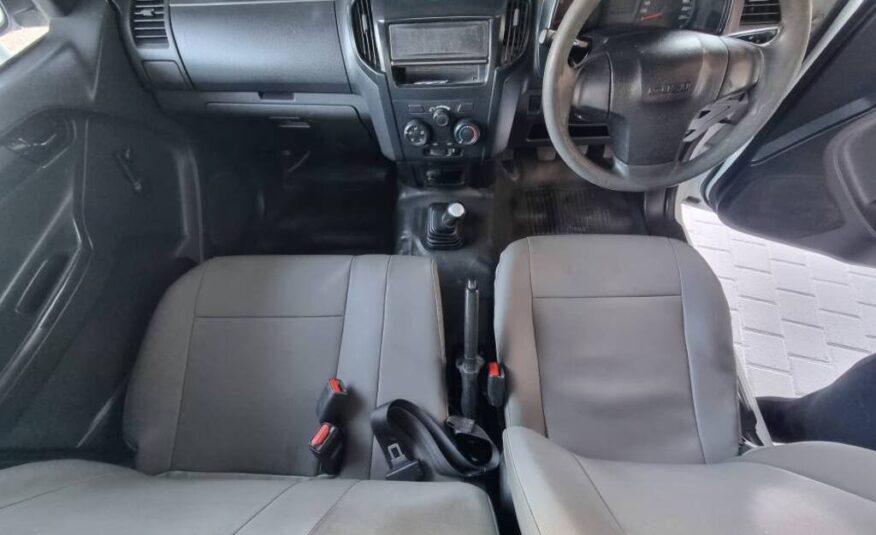 2016 ISUZU KB 250D LEED FLEETSIDE P/U S/C