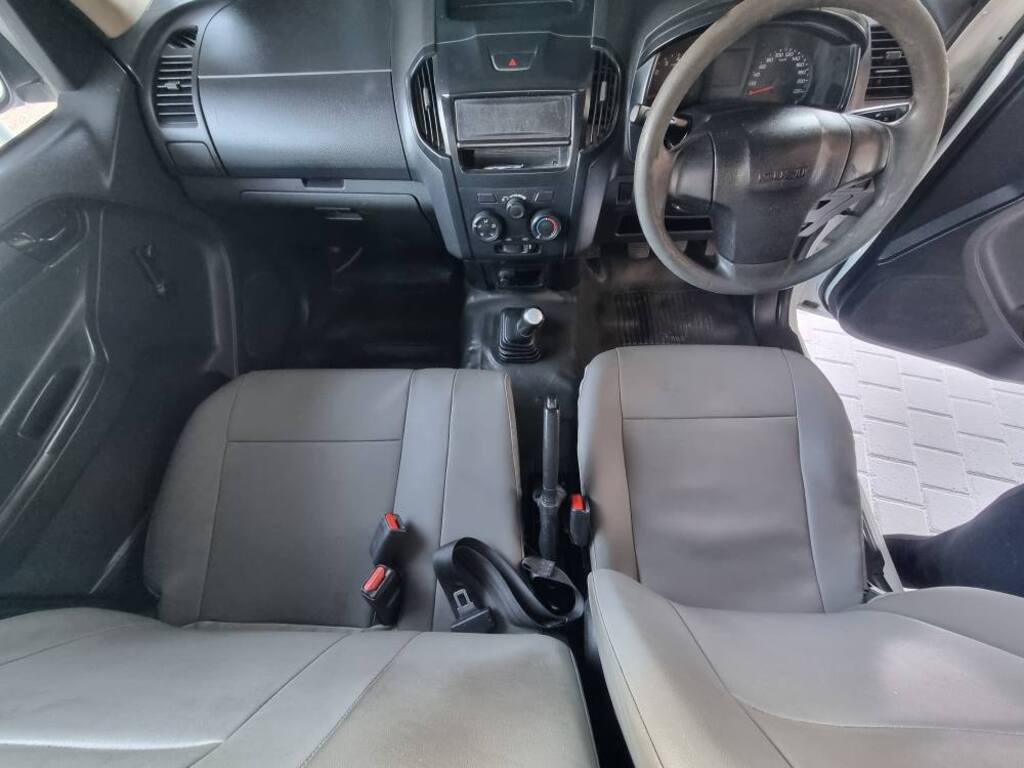 2016 ISUZU KB 250D LEED FLEETSIDE P/U S/C