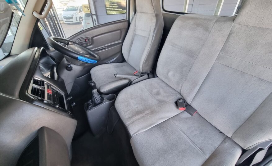 2017 HYUNDAI H100 2.6D F/C C/C