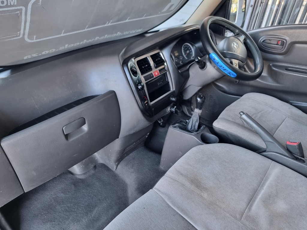 2017 HYUNDAI H100 2.6D F/C C/C