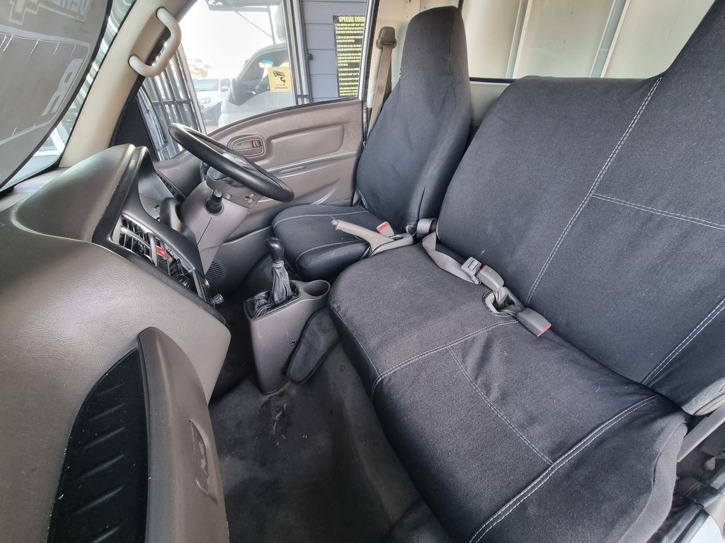 2015 HYUNDAI H100 2.6D F/C C/C