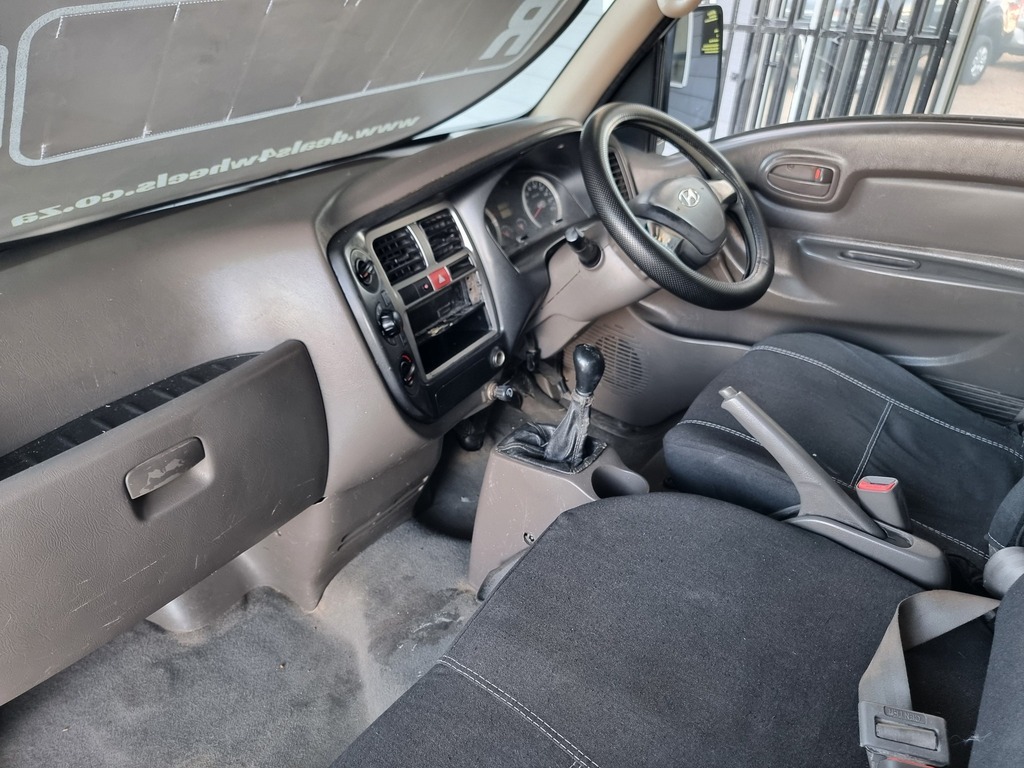 2015 HYUNDAI H100 2.6D F/C C/C