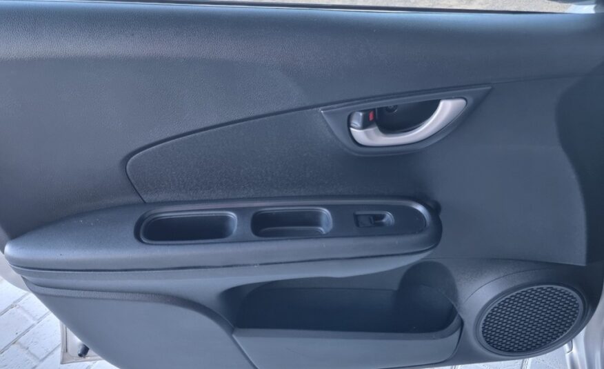 2016 HONDA MOBILIO 1.5 COMFORT