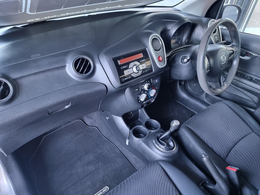 2016 HONDA MOBILIO 1.5 COMFORT