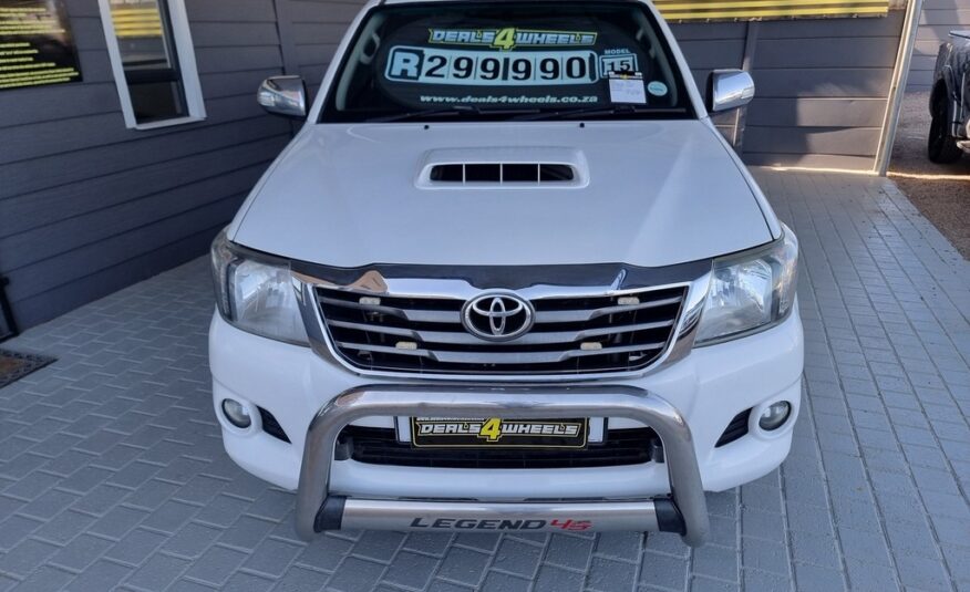 2015 TOYOTA HILUX 3.0D-4D LEGEND 45 XTRA CAB P/U