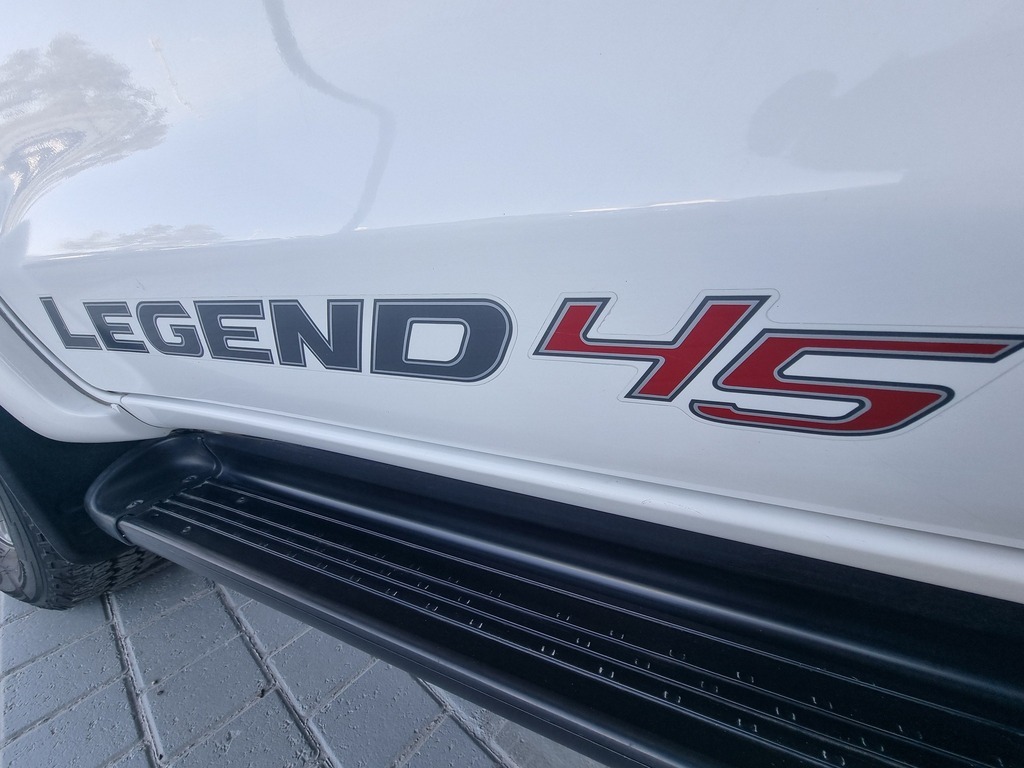 2015 TOYOTA HILUX 3.0D-4D LEGEND 45 XTRA CAB P/U