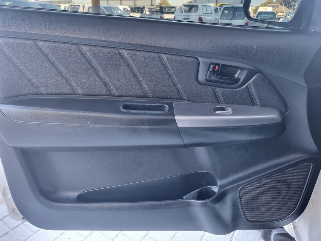 2015 TOYOTA HILUX 3.0D-4D LEGEND 45 XTRA CAB P/U