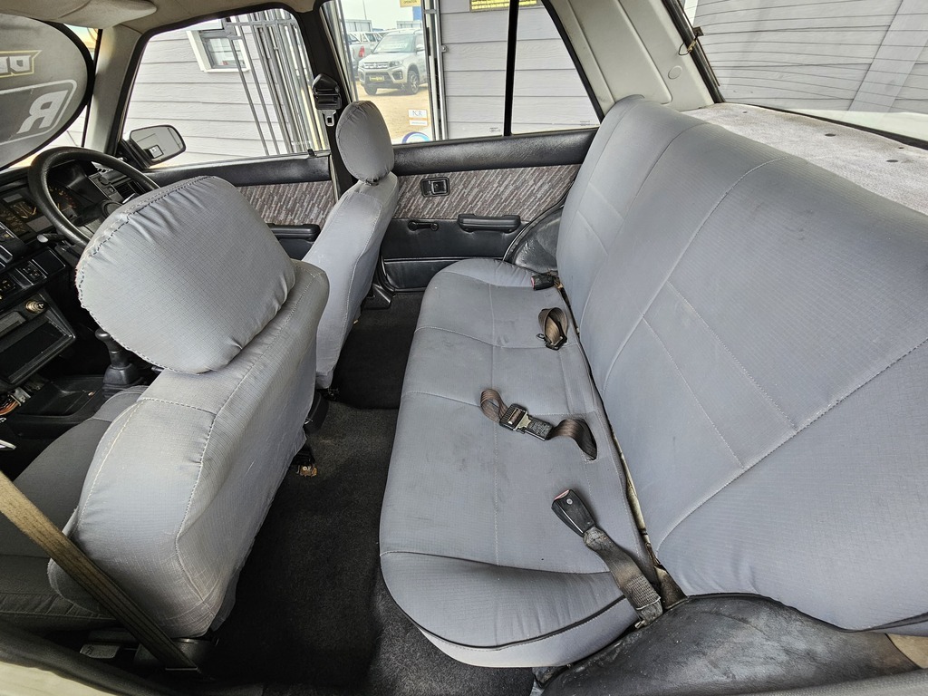 1997 MAZDA 323 160 MIDGE S/D