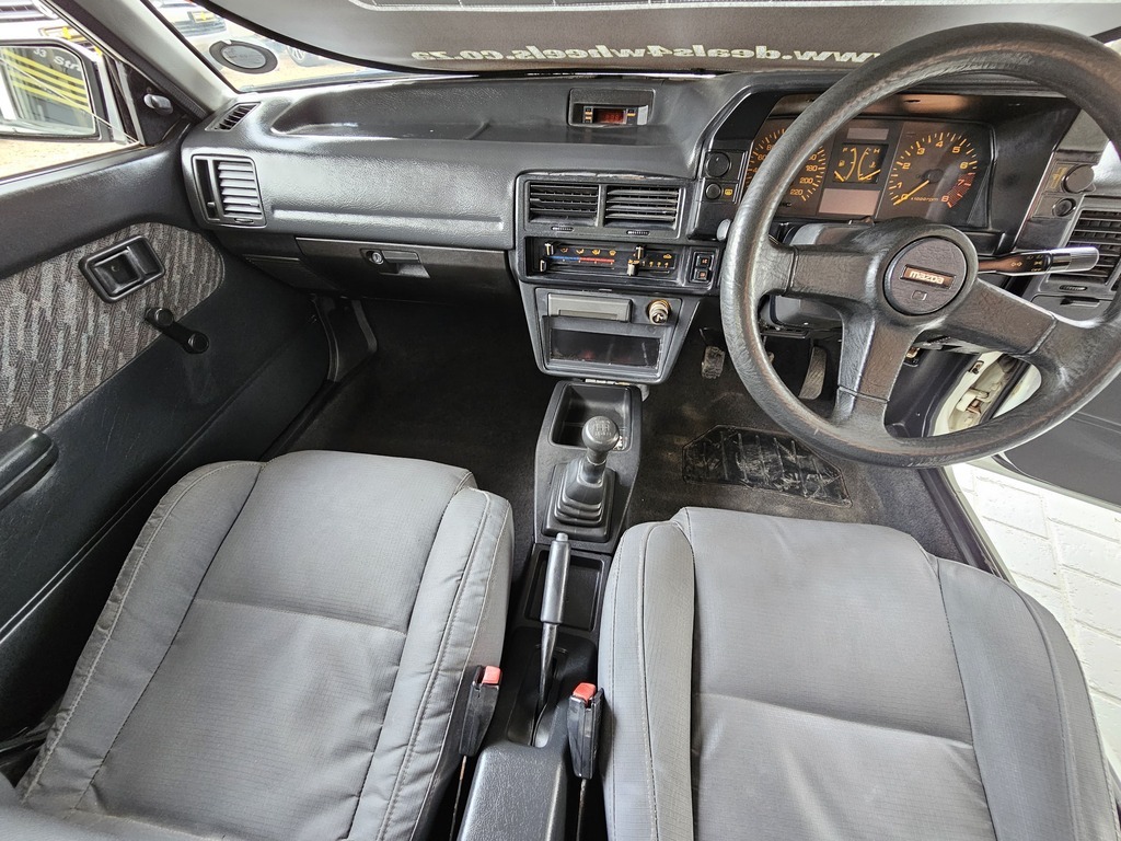 1997 MAZDA 323 160 MIDGE S/D