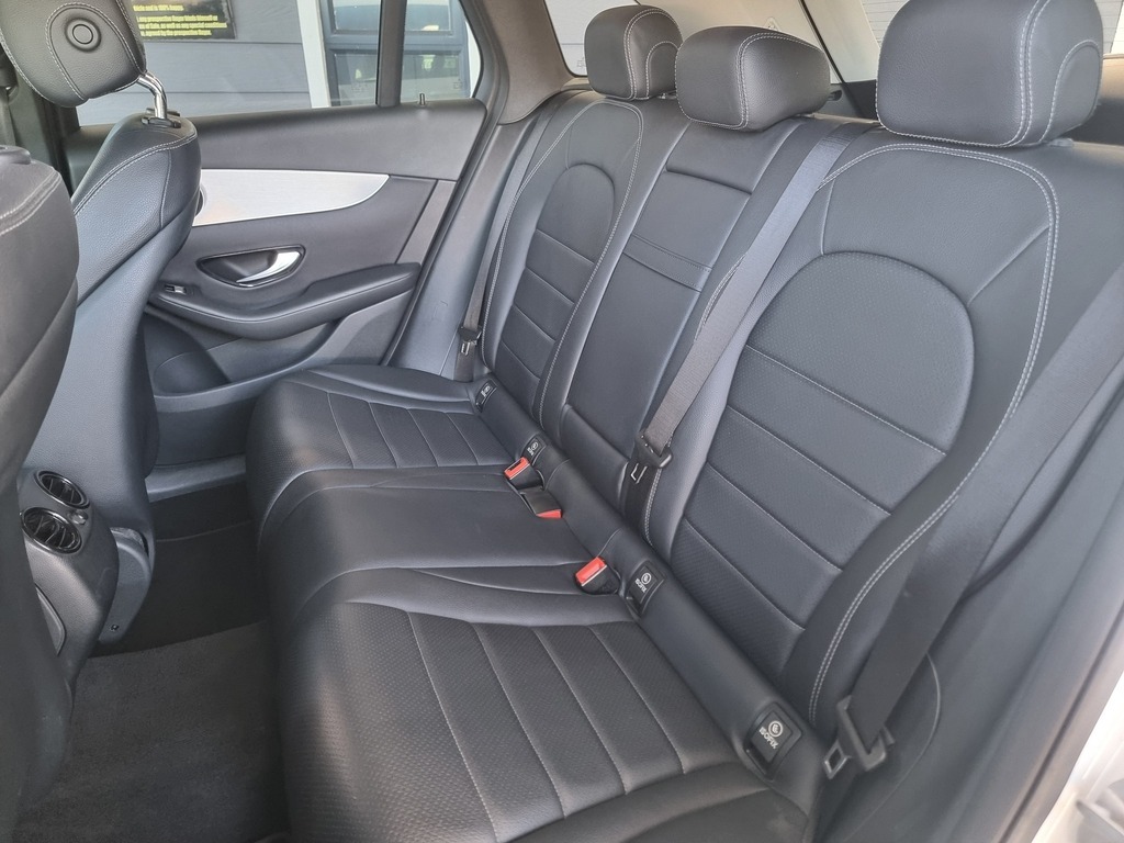 2016 MERCEDES-BENZ GLC 220d