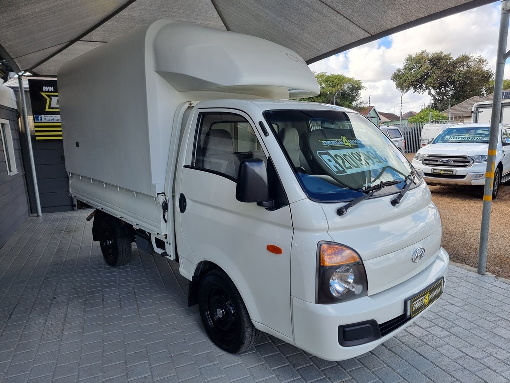 2017 HYUNDAI H100 2.6D F/C D/S