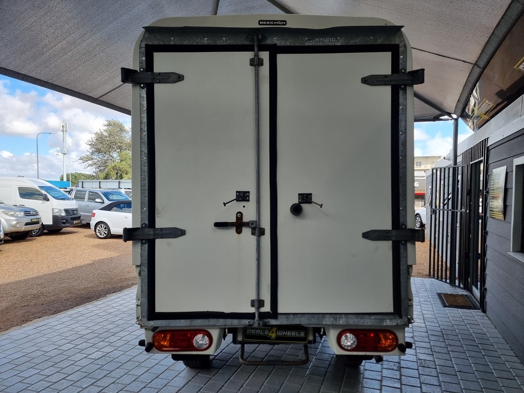 2017 HYUNDAI H100 2.6D F/C D/S