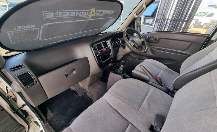 2017 HYUNDAI H100 2.6D F/C D/S