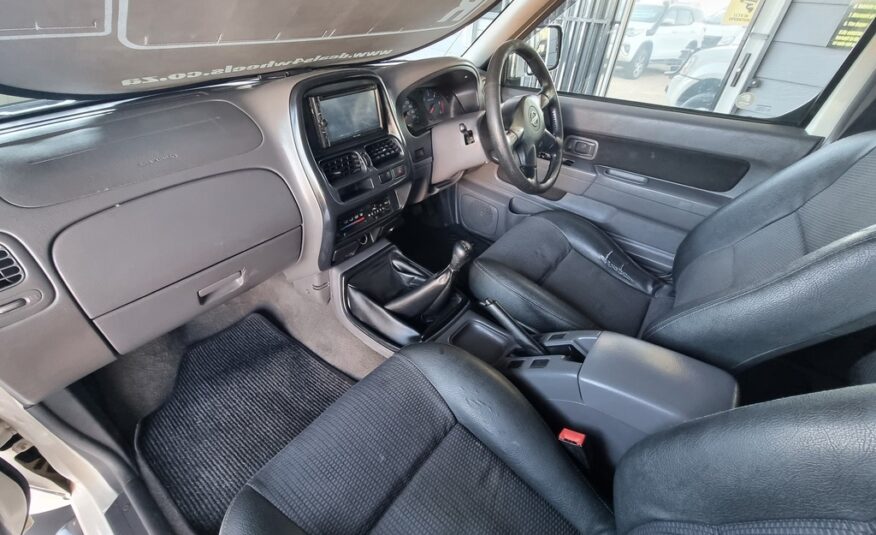 2014 NISSAN HARDBODY NP300 2.5 TDi HI-RIDER P/U D/C