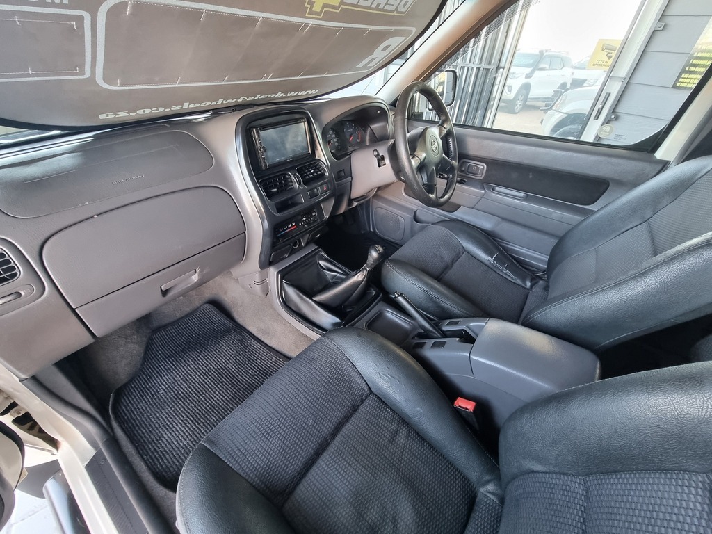 2014 NISSAN HARDBODY NP300 2.5 TDi HI-RIDER P/U D/C