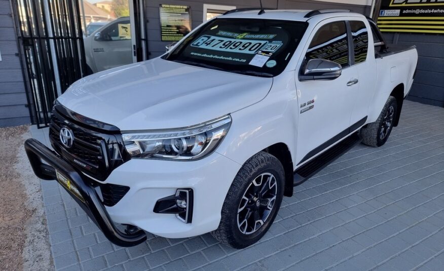 2020 TOYOTA HILUX 2.8 GD-6 RB LEGEND A/T P/U E/CAB
