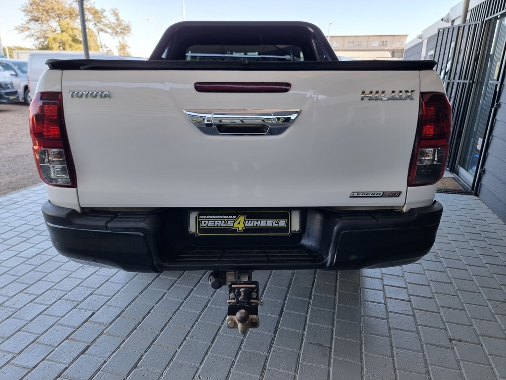 2020 TOYOTA HILUX 2.8 GD-6 RB LEGEND A/T P/U E/CAB