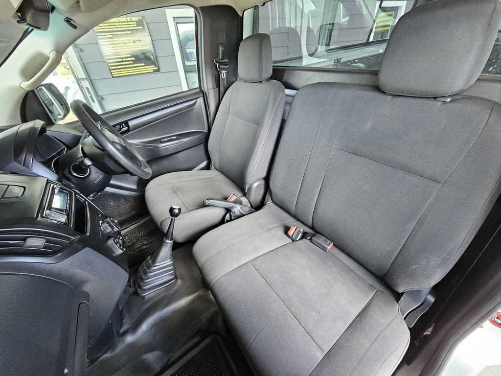 2018 ISUZU KB 250 D-TEQ HO FLEETSIDE SAFETY P/U S/C
