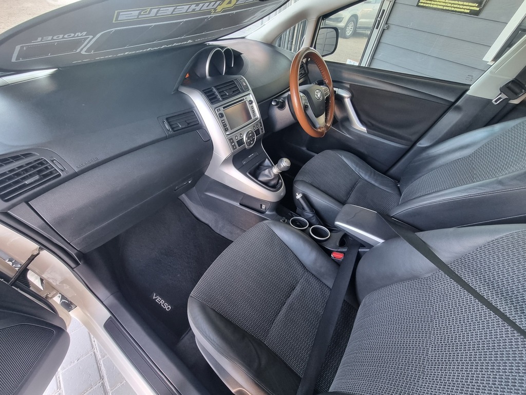2012 TOYOTA VERSO 1.8 TX
