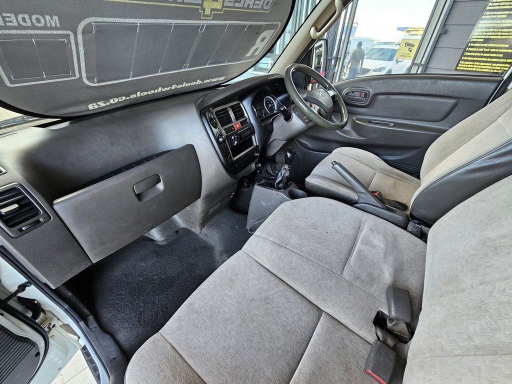 2018 HYUNDAI H100 2.6D F/C D/S