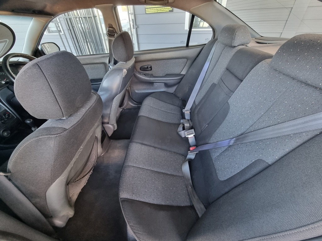 2001 HYUNDAI ELANTRA 1.6 GLS