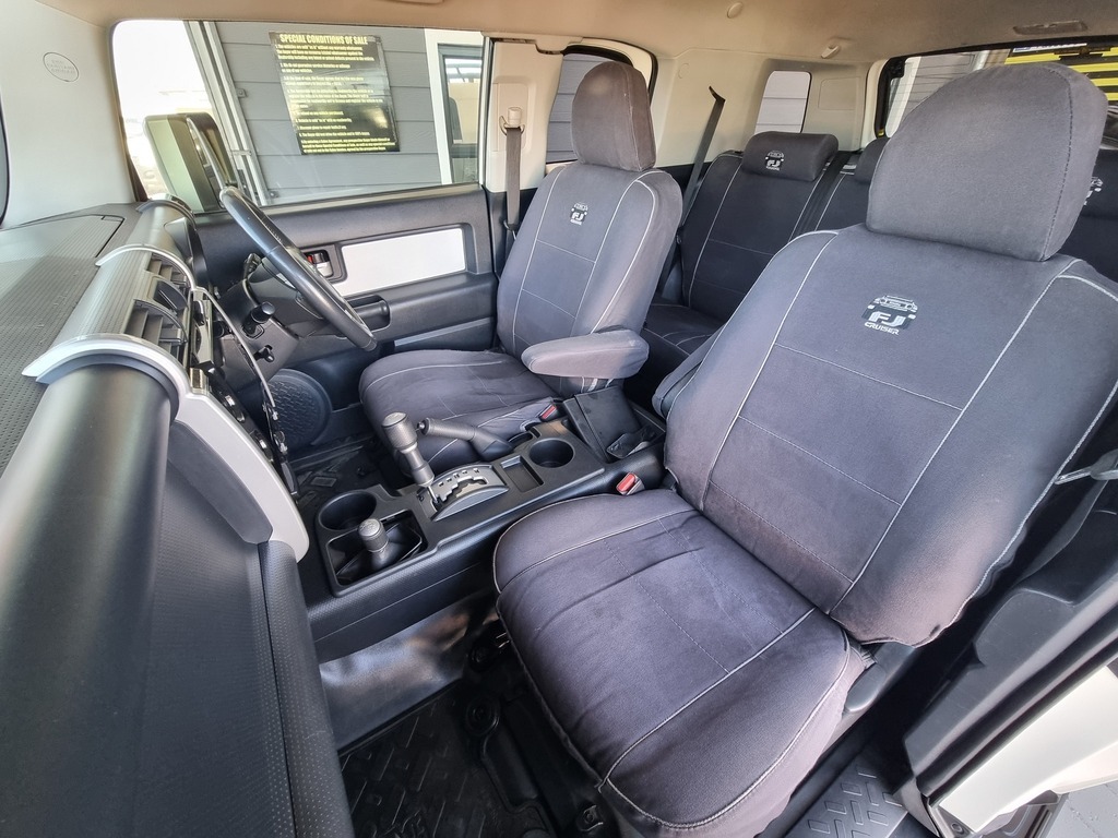 2012 TOYOTA L/CRUISER FJ 4.0 V6 CRUISER