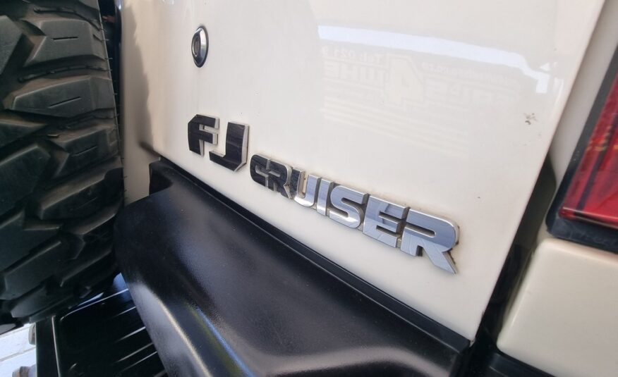 2012 TOYOTA L/CRUISER FJ 4.0 V6 CRUISER