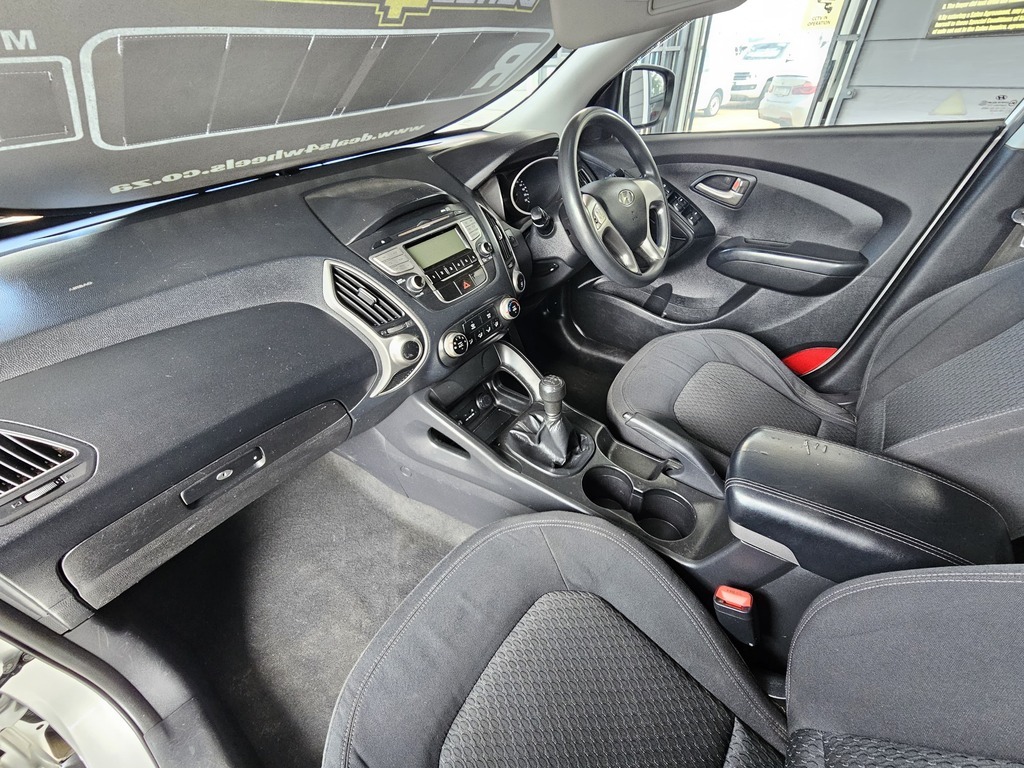 2011 HYUNDAI iX35 2.0 GL/PREMIUM