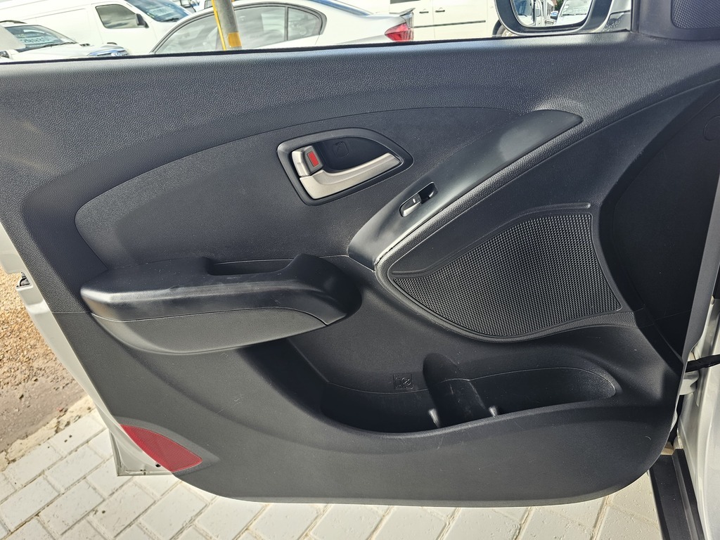 2011 HYUNDAI iX35 2.0 GL/PREMIUM