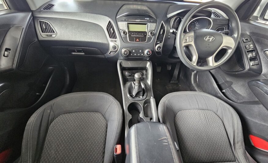 2011 HYUNDAI iX35 2.0 GL/PREMIUM