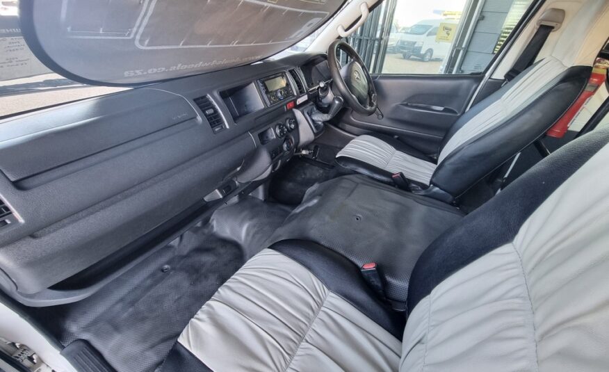 2020 TOYOTA QUANTUM/HIACE 2.5 D-4D SESFIKILE 16s