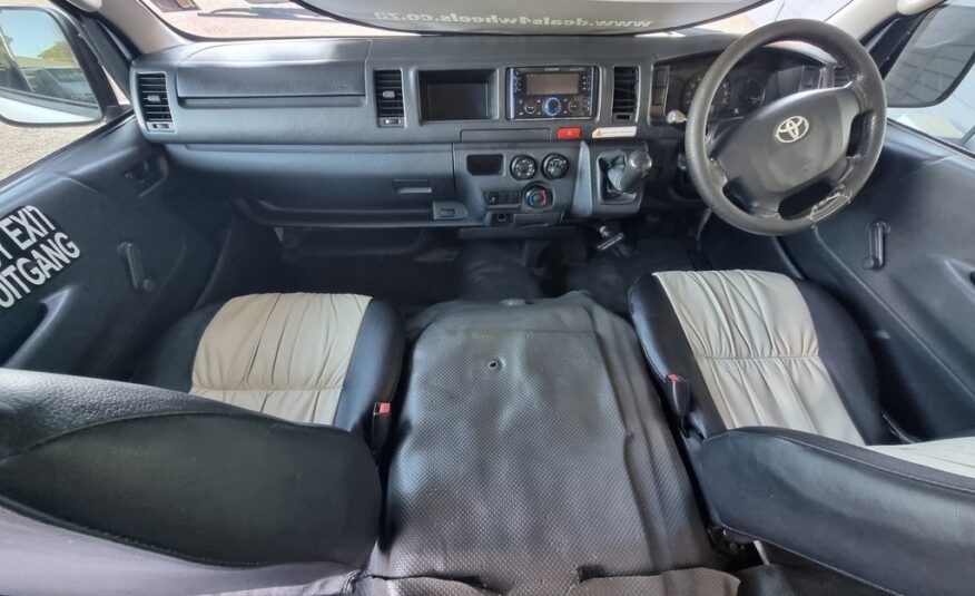 2020 TOYOTA QUANTUM/HIACE 2.5 D-4D SESFIKILE 16s